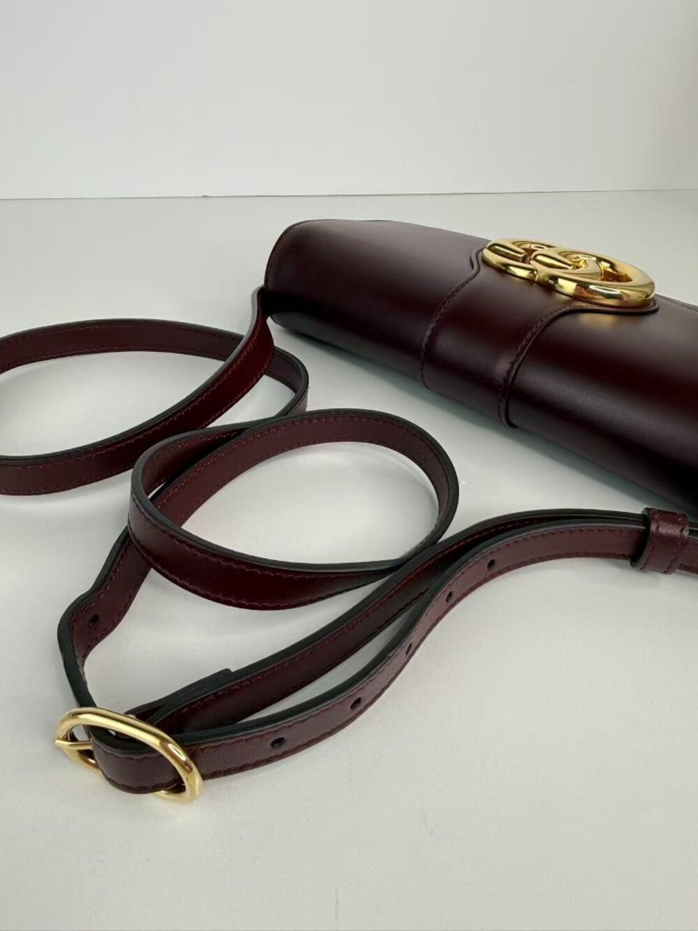 Gucci Arli Small Smooth Calfskin Leather Shoulder Crossbody Bag - Picture 7 of 11